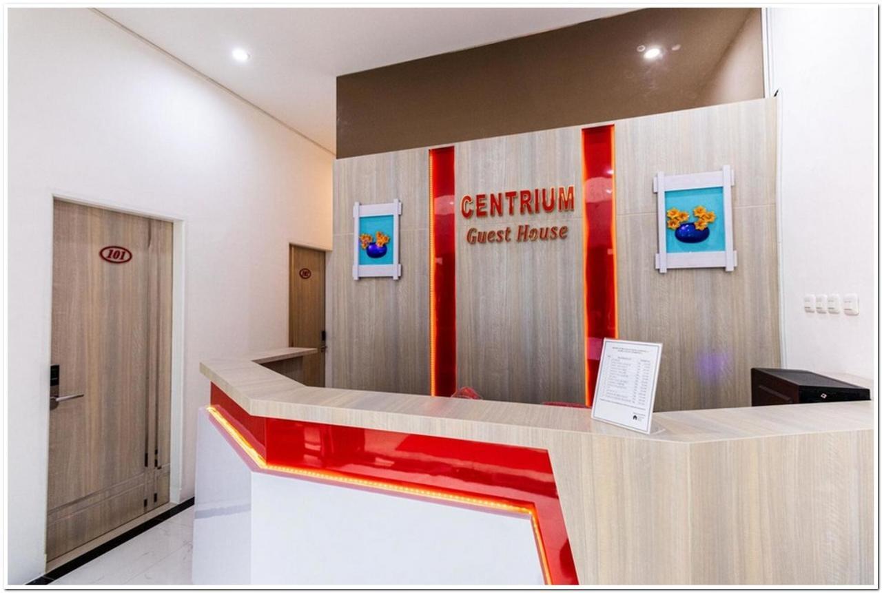 Reddoorz Plus @ Centrium Katamso Medan Exterior photo